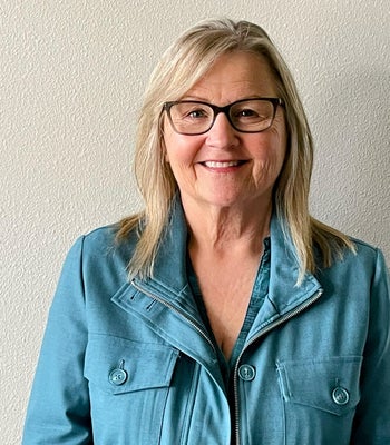 Portrait of Laurie Koval, REALTOR .